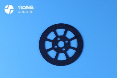 陶瓷精雕機(jī)加工碳化硅注意事項(xiàng)