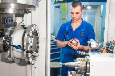 數控雕銑機為什么要有配電箱